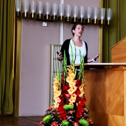 Ioanna Mela gives presentation at AFM BioMed Conference, September 2019
